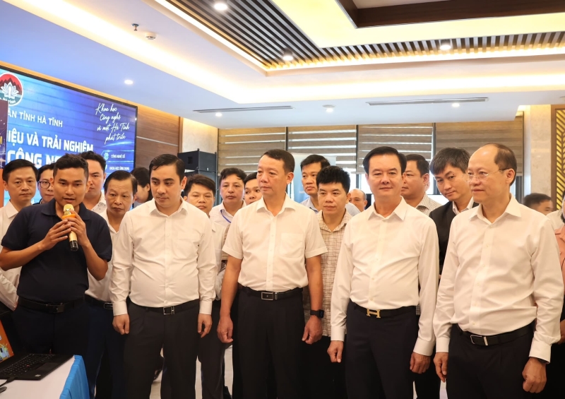 Hà Tĩnh triển khai chuỗi hoạt động hưởng ứng Ngày Chuyển đổi số quốc gia năm 2026 Hà Tĩnh triển khai chuỗi hoạt động hưởng ứng Ngày Chuyển đổi số quốc gia năm 2026
